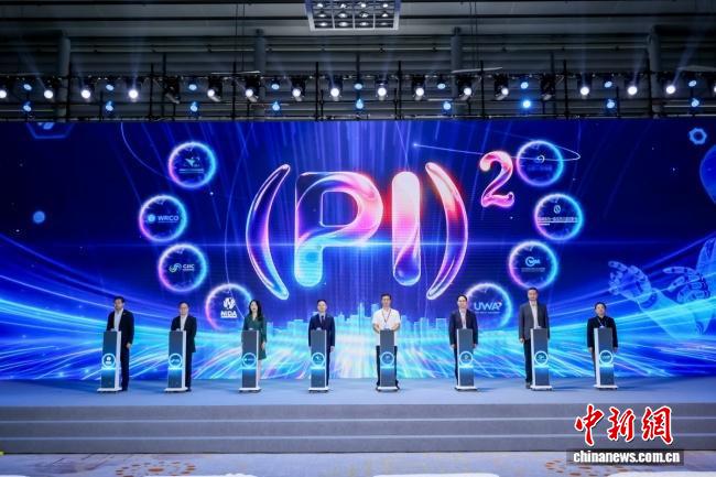 体育赛事直播的技术挑战 - 雷速